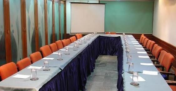 Oyo 15791 Flagship Hotel Executive Hazratganj Lucknow Buitenkant foto